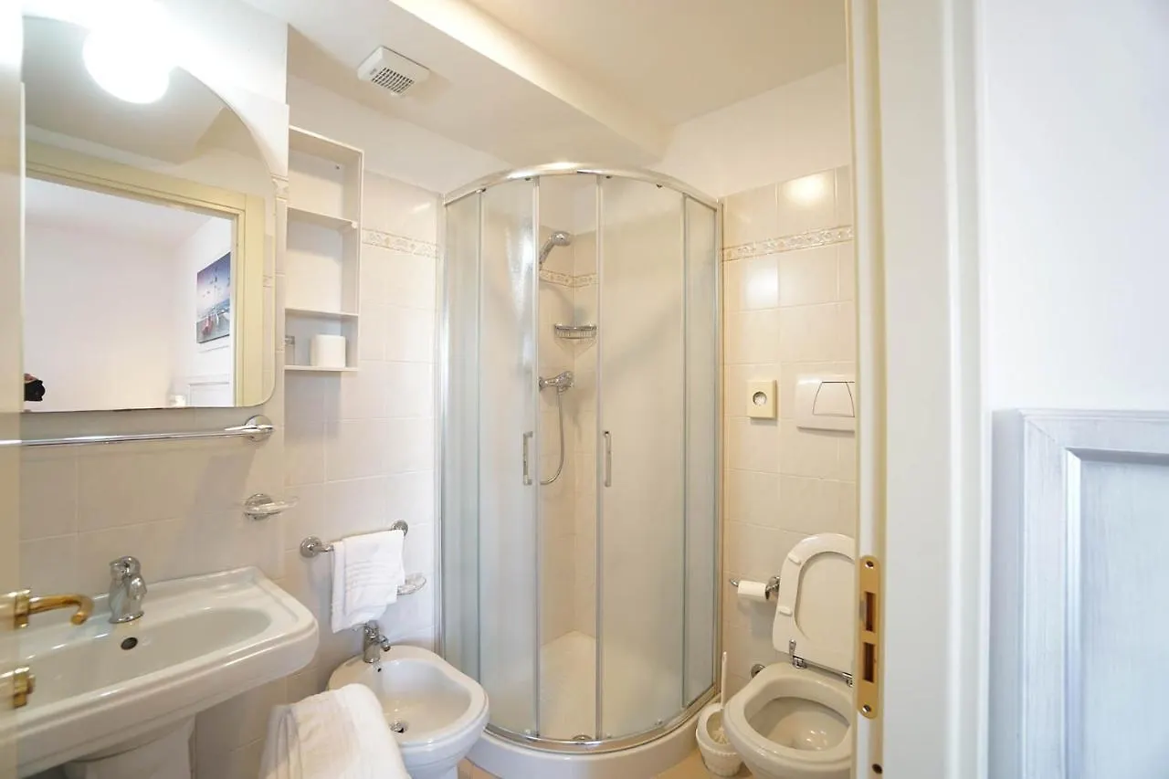 Hotel Pigalle Forte dei Marmi 0*,  Italy