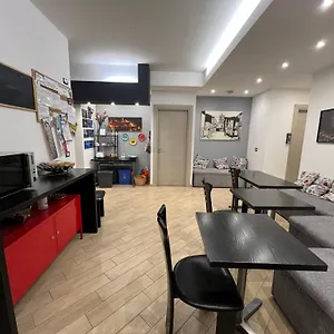 https://bb-a-due-passi-san-giovanni-gemini.sicilyhotelsitaly.net
